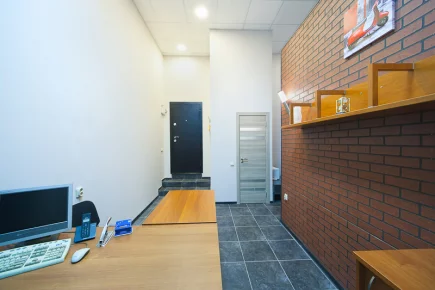 Юридический адрес по ИФНС №16 г. Москвы, ул. Коминтерна, д. 20 корп.2